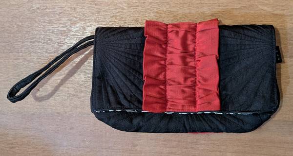 1154 lill studios Clutch Black and Burgundy 1