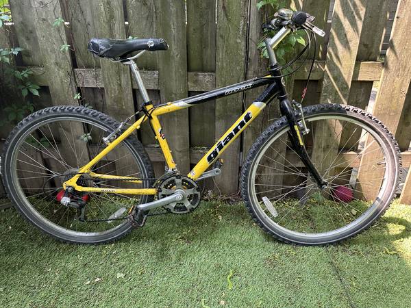 Mountain Bike - Giant Rock - Small/16" Frame 1