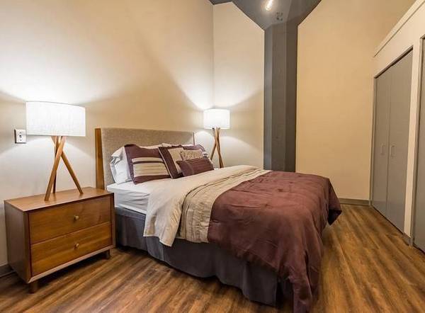 $635 COMFORTABLE ENSUITE ROOM – QUIET, WELL-LOCATED SPACE (Miami)63825129017347120