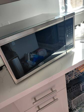 Oster microwave 1