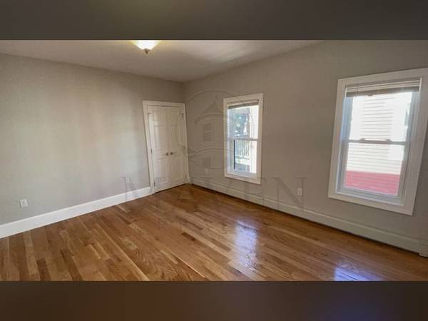 $4,000 / 3br - 9/1!¡Moderno 3H!2 Baños!¡8 min a Porter T!Lavandería!Mascotas NEG!Terraza! (Porter Sq/Harvard SQ)63856338977793124