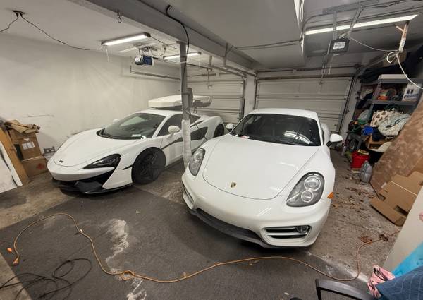 2014 Porsche Cayman - $36,000 (Brockport)63471528731651124