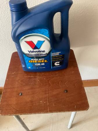 VALVOLINE PREMIUM BLUE DIESEL MOTOR OIL 1
