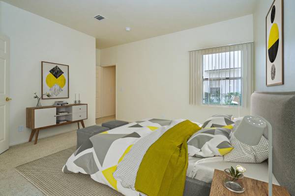 $4,089 / 3br - 1430ft2 - Putting Green & Par Course, Attached 2-Car Garages (22219 Summit Vue Lane, Woodland Hills, CA)63700899396225123