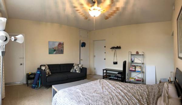 $1,595 / 390ft2 - Spacious Top Level DuPont Studio Available Mid-October! (1600 T Street NW #9)63896036493059122