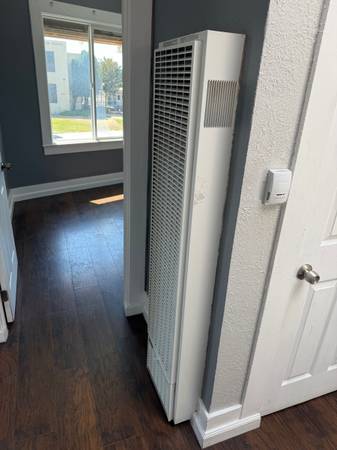 $2,300 / 2br - 🏡 2 Bedroom 1 Bathroom Apartment for Rent – $2,300/month + Utilities (oakland east)63845956591233124