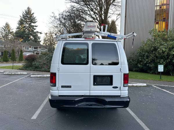 2007 Ford Econoline E-250 - Photo 4