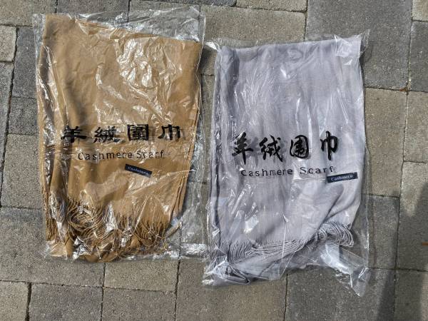 2 Cashmere Scarfs - Beige and Grey 1