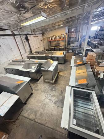 Refrigerated Pizza/Sandwich Prep Tables 1