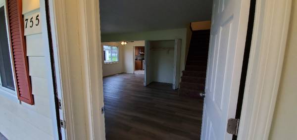 $1150.00 / 3br - 1400ft2 - 755 Akron Blvd63661042346881122