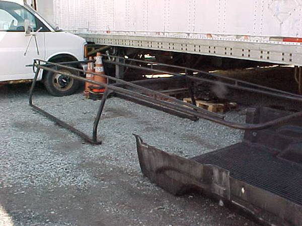 HEAVY DUTY LADDER RACK FOR 8FT TRUCK 1