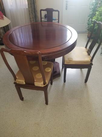 Vintage Round table set 1