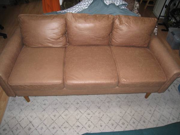 3-seater microfiber couch/sofa 1