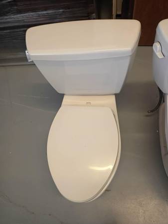 TOTO TOILET 1