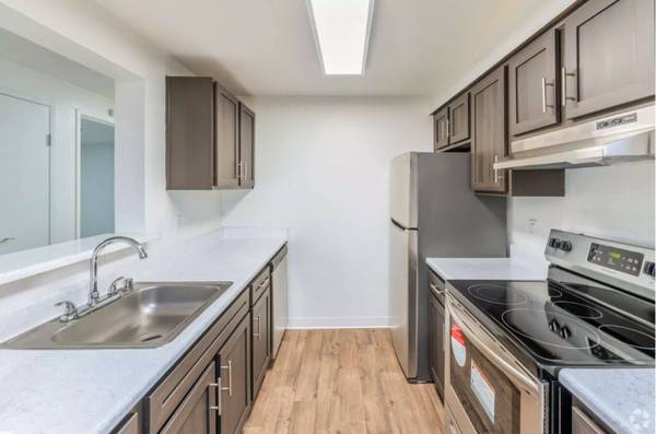 $1,895 / 1br - 700ft2 - 2 MONTHS FREE! On 1 bedrooms - limited time offer (Seattle)63850638438657122