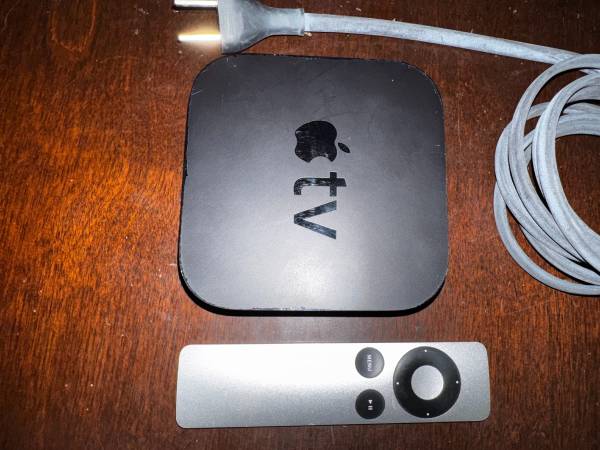 Apple TV -  HD Media Streamer W/ Remote 1
