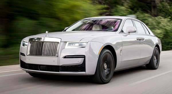 Rolls-Royce Ghost for Hire – Chauffeur Available 1