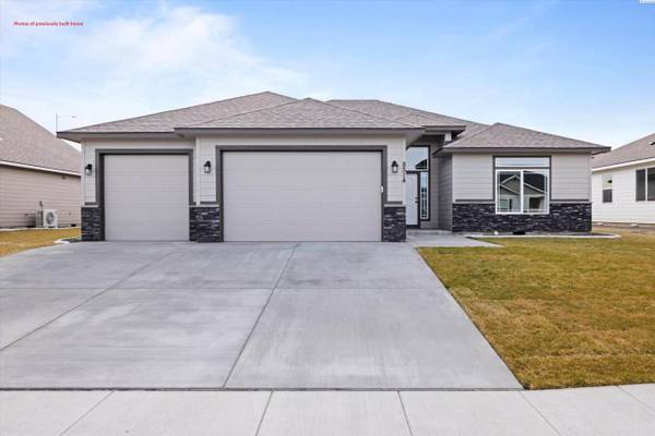 $500,000 / 4br - 1878ft2 - 🌿 Crafted for you: the Amanda in Seven Sisters Phase 2! (Pasco, WA)63686617098369120
