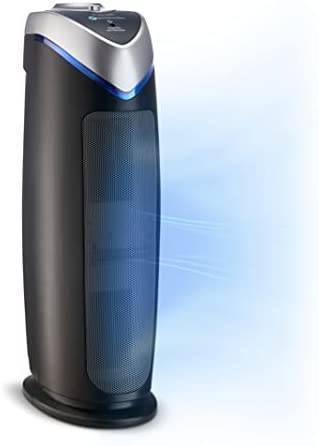 Excellent condition GermGuardian AC4825 4-in-1 Air Purifier 1