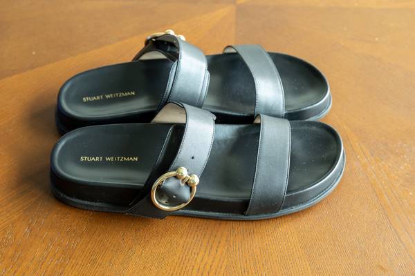 Stuart Weitzman Joni Slides 8.5 Black Leather Gold Buckle w/ Box 1