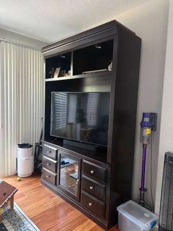 High Quality Solid Wood Entertainment Center 1