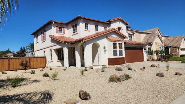 $3800.00 / 4 habitaciones - 2689 pies² - Casa de dos pisos muy bonita en un excelente vecindario de Brentwood63824141825795121