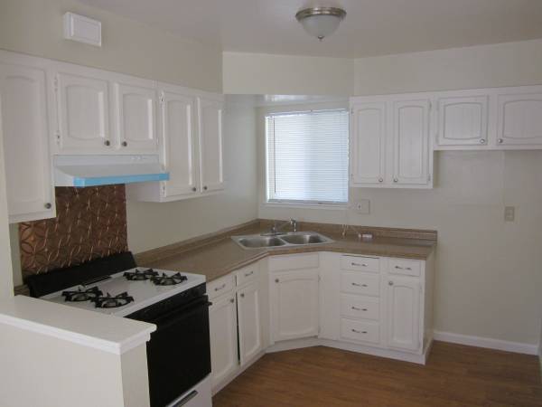 $1,200 / 350ft2 - Studio with own yard, big storage room, plentiful parking, gated entry (pittsburg / antioch)63667889163651120