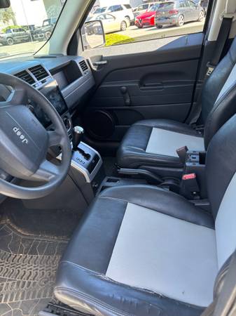 Coche dañado en venta - $1.000 (Bellevue)63623099498113124