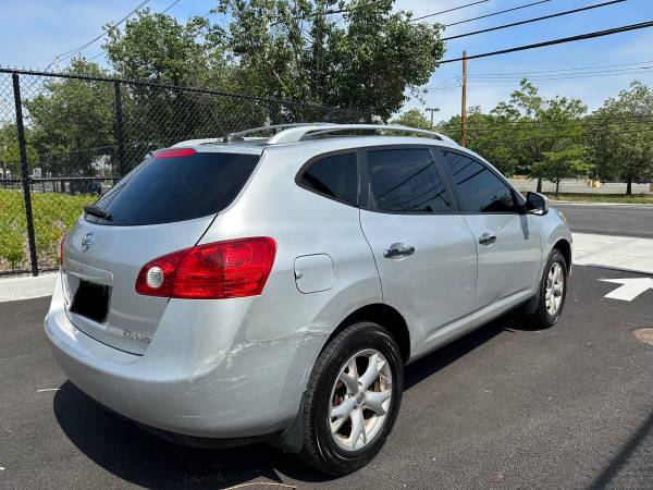 2010 Nissan Rogue - $3,500 (Staten Island)63654722421761124