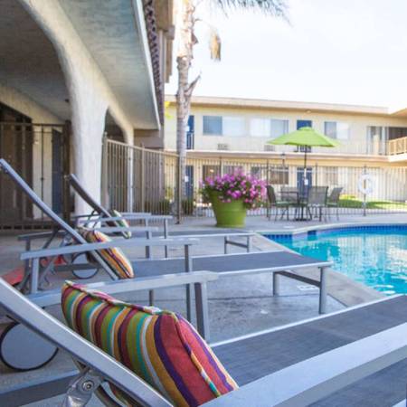 $2,550 / 2br - Picnic area, Bike Rack, Pool (Victory & Reseda)63876484760451122