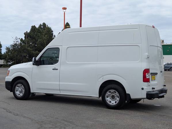 2017 Nissan NV2500 HD SV  High Roof Cargo Van Van - $25,555 (FAM Vans Inc)63654704388865124