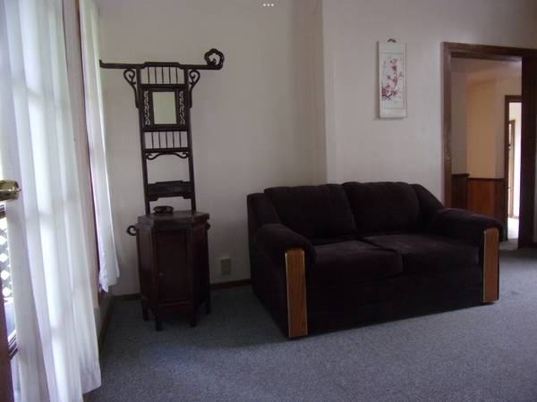 $1,900 / 2br - Casa de campo a 10 minutos del Parque Volcán (North Glennwood)63686672109313122