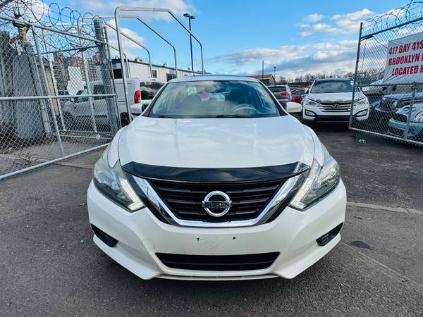 2016 Nissan Altima 2.5 SL Clean CarFax Super Nice Car! - $5,300 (Brooklyn)63654717321475124