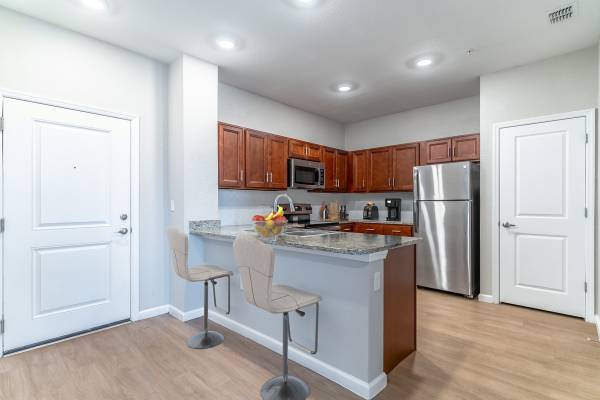 $1,364 / 1br - 702ft2 - Located Off LPGA Blvd, Convenient Daytona Location, Lease Today (Daytona Beach)63791575163779121