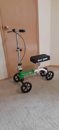 Knee scooter-new-unused 1