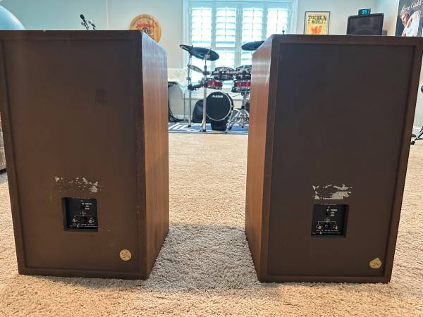 Vintage Radio Shack speakers 1