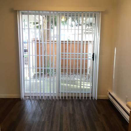 $2,286 / 2br - 900ft2 - Cuddle with your pets in our cozy 2 Bed / 1 Bath. Visit today! (Poulsbo)63808008235649124