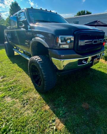 Lifted 2006  Ford f250 - $1,234 (Madisonville)63625129657857122