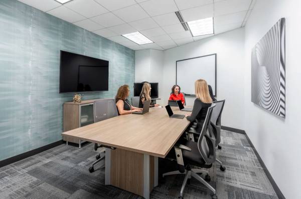 $188 Claim Your Spot - Reserved Desk in Chicago O'Hare! (Chicago)63898857664258121