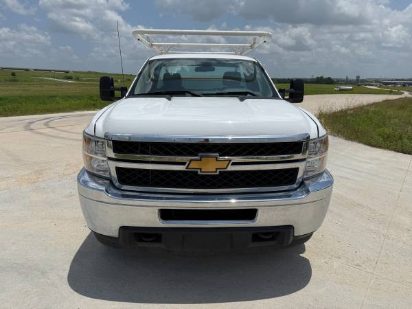 2014 Chevrolet Silverado 2500HD Cabina Regular Camión de Servicio/Utilitario - $10,750 (Hutto)63439179760129121