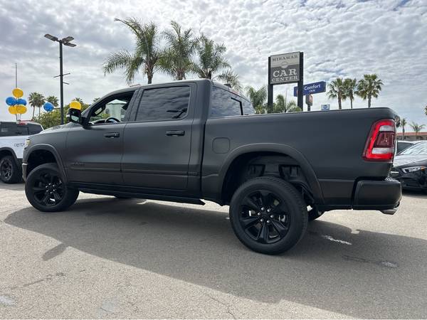 2022 Ram 1500 Limited - Negro Mate Envuelto! Pickup Billet Silver - $48,997 (LLAME AL 619-345-3175 PARA DISPONIBILIDAD)63440157659137122
