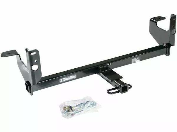 wanted: trailer hitch, to bolt on 08 Chevy Malibu / Saturn Aura 1