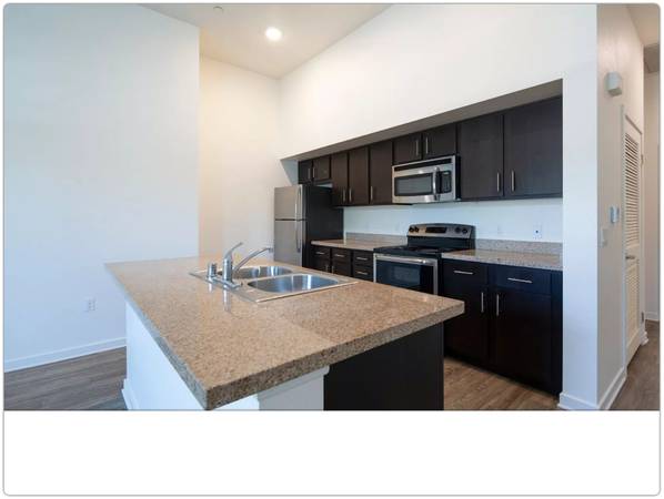 $2,995 / 2br - 840ft2 - 2 dormitorios 2 baños listos para ver ahora! ¡$2880 alquiler de 13 meses! (La Mesa)63657108158337121