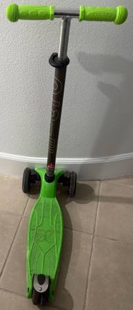 Scooter & Car Seat 1