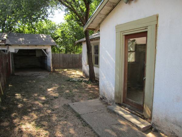 $59,000 / 3br - 1420ft2 - Seller will finance 1404 N Ave F Haskell, TX 3/1 $59,000 (PENDING) (Haskell, TX)63810575606145123
