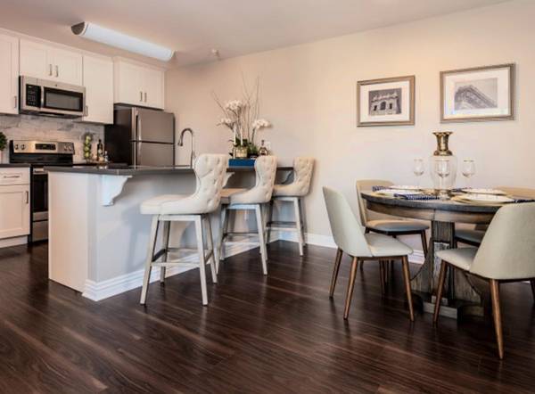 $2,050 OBTÉN un MES GRATIS + Estilo de Lujo y Mejoras en Todo Momento - Urbano Moderno (Hillcrest)63866050961539122