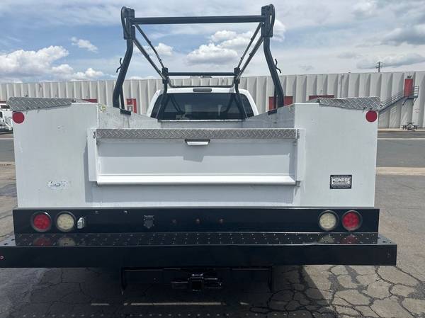 2016 Ford F-350 SUPER DUTY XL 4WD, CARROCERÍA DE UTILIDAD, MATERIAL R - $35,79963493373435651124