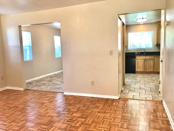 $2,450 / 3br - 3 bed 1.5 bath Townhouse in Richmond -- AVAILABLE NOW!!! (richmond / point / annex)63880135530113121