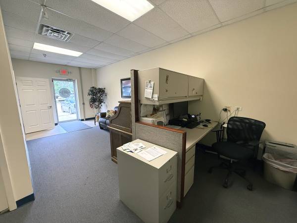 $3,550 / 3000ft2 - Naperville  - Flex Space (1665 Quincy Avenue, #147 Naperville)63898734079747122