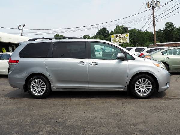2012 Toyota Sienna XLE Fully Loaded Leather Moonroof 1-Owner Like New - $10,995 (HappyCamperRI.com)63437511855619124